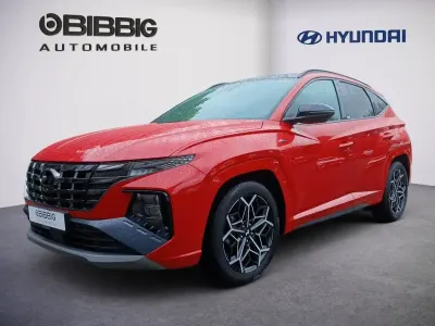 Gebraucht Hyundai Tucson N Line 179 PS (131 kW) 2022 Engine red SUV