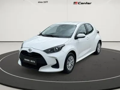 Gebraucht Toyota Yaris Comfort 72 PS (52 kW) 2022 Schneeweiß Kleinwagen
