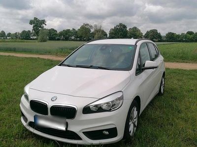 BMW 216