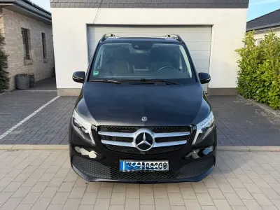 Gebraucht Mercedes V250 Avantgarde Edition 190 PS (139 kW) 2019 Schwarz Van / Kleinbus