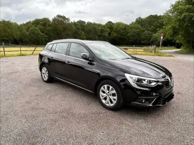 Gebraucht Renault Mégane IV LIMITED 140 PS (102 kW) 2018 Schwarz Limousine