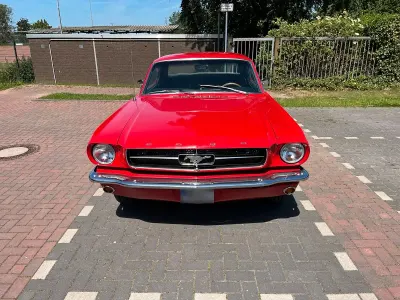 Gebraucht Ford V8 200 PS (147 kW) 1965 Rot Coupé