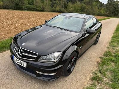 Mercedes C63 AMG
