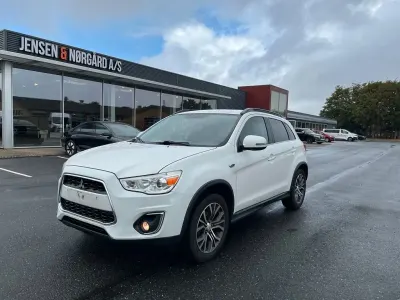Gebraucht Mitsubishi ASX Invite 117 PS (86 kW) 2016 Weiß SUV
