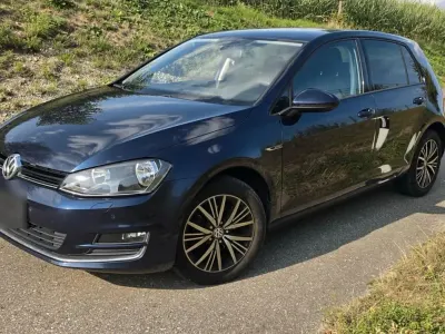 Gebraucht VW Golf VII 110 PS (80 kW) 2015 Blau Limousine