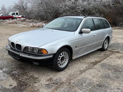 Gebraucht BMW 520 170 PS (125 kW) 2001 Silber Kombi