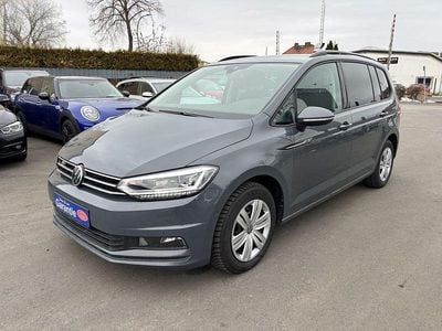 Gebraucht VW Touran Comfortline 150 PS (110 kW) 2023 Grau Van / Kleinbus