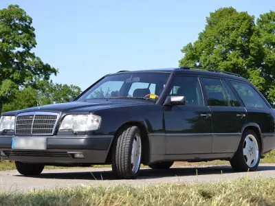 Gebraucht Mercedes E280 197 PS (144 kW) 1993 Schwarz Kombi