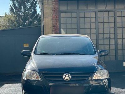 Gebraucht VW Fox 55 PS (40 kW) 2005 Schwarz Kleinwagen