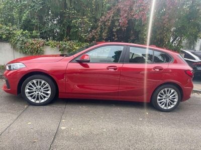Second-hand BMW 118 Advantage 140 CP (102 kW) 2020 Roșu Hatchback