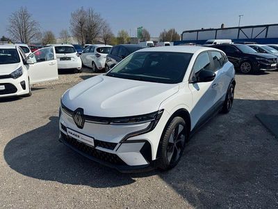 Gebraucht Renault Mégane Equilibre 96 kW (131 PS) 2023 Weiß Limousine