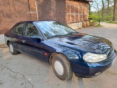 Gebraucht Ford Mondeo 70 PS (51 kW) 1998 Blau Limousine