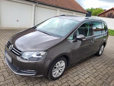 Gebraucht VW Sharan 177 PS (130 kW) 2014 Braun Van / Kleinbus
