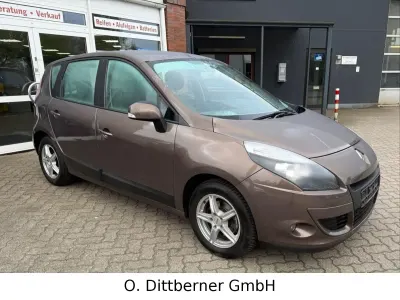 Gebraucht Renault Scenic E-Tech Expression 110 PS (80 kW) 2009 Braun Kombi