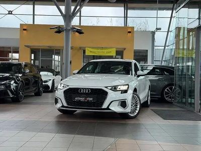 Używany Audi A3 Advanced 116 KM (85 kW) 2024 Biały Sedan/Limuzyna