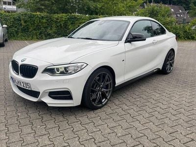 BMW M235