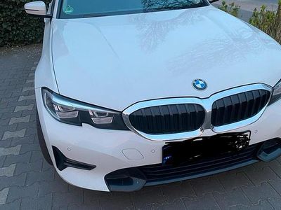 Gebraucht BMW 320 Sport Line 190 PS (139 kW) 2020 Weiß Kombi