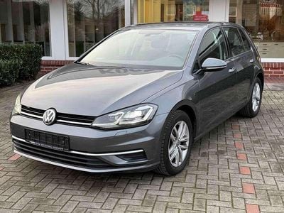 Gebraucht VW Golf VIII Comfortline 150 PS (110 kW) 2020 Indiumgrau metallic Kleinwagen