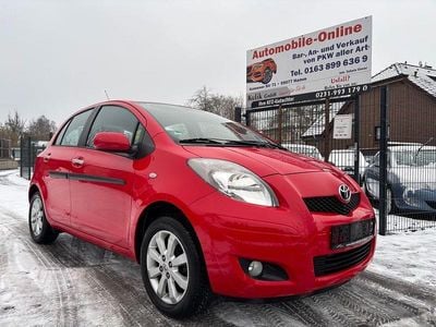 Rot Gebraucht 2011 Toyota Yaris Life Limousine | 5.400 € (Fairer Preis)