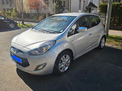 Gebraucht Hyundai ix20 Trend 125 PS (91 kW) 2014 Grau Kleinwagen