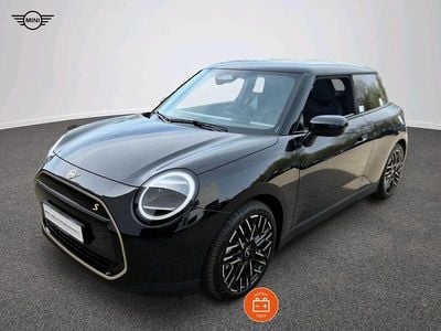 Second-hand Mini Cooper SE 160 kW (218 CP) 2025 Negru Hatchback