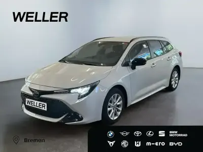Używany Toyota Corolla Business Edition 98 KM (72 kW) 2025 Szary Kombi