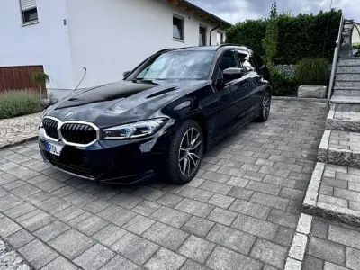 Gebraucht BMW 320 190 PS (139 kW) 2022 Schwarz Kombi