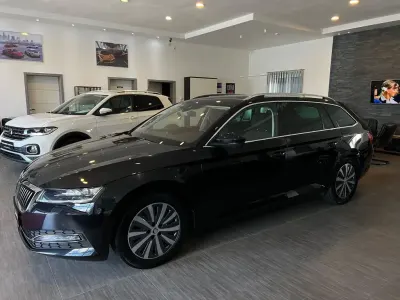 Gebraucht Skoda Superb 150 PS (110 kW) 2022 Limousine