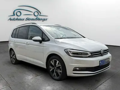 Gebraucht VW Touran Comfortline 150 PS (110 kW) 2024 Weißkeine angabe Van / Kleinbus