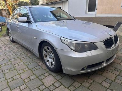 Gebraucht BMW 525 177 PS (130 kW) 2006 Silber Limousine