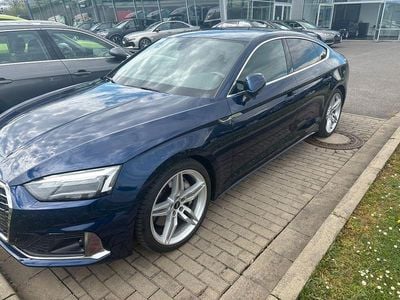 Blau Gebraucht 2022 Audi A5 Sportback Ambiente Kleinwagen | 41.000 € (Etwas zu teuer)