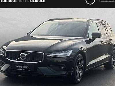 Usado Volvo V60 Core 197 HP (144 kW) 2025 Preto Carrinha