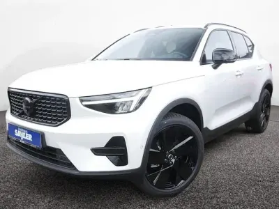 Gebraucht Volvo XC40 Plus 163 PS (119 kW) 2025 Weiß SUV