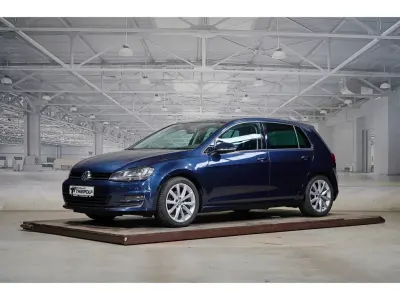 Gebraucht VW Golf VII Highline 140 PS (102 kW) 2013 Blau Limousine
