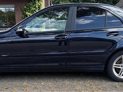 Mercedes C180