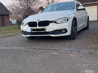 Gebraucht BMW 320 Sport Line 190 PS (139 kW) 2018 Weiß Kombi