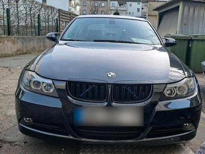 Gebraucht BMW 325 219 PS (161 kW) 2005 Schwarz Limousine