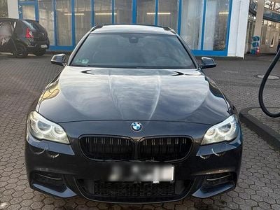 Gebraucht BMW 530 M Sport 258 PS (189 kW) 2014 Schwarz Kombi