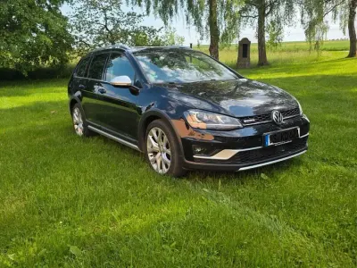 Używany VW Golf Alltrack 184 KM (135 kW) 2016 Czarny Kombi