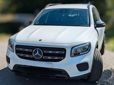 Mercedes GLB200