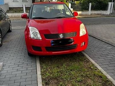 Rot Gebraucht 2009 Suzuki Swift Kleinwagen | 3.099 €