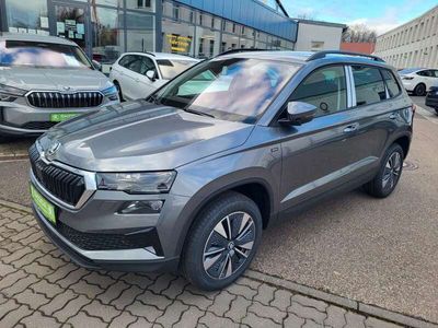 Neu Skoda Karoq Drive 116 PS (85 kW) 2025 Grau SUV