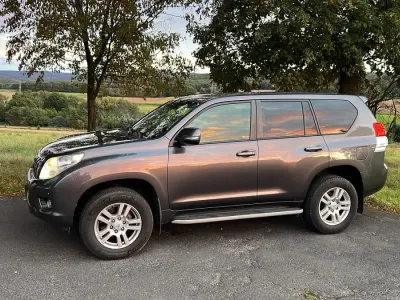 Gebraucht Toyota Land Cruiser 190 PS (139 kW) 2011 Grau SUV