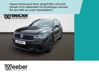 Gebraucht VW Tiguan R-line 150 PS (110 kW) 2023 Deep black perleffekt (metallic) SUV