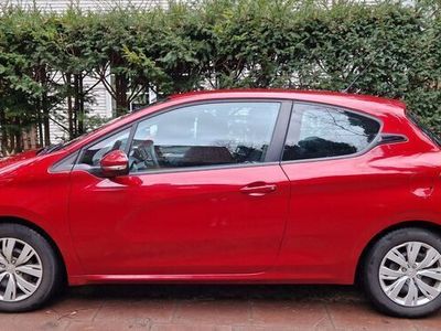 gebraucht Peugeot 208 PureTech 82 Active