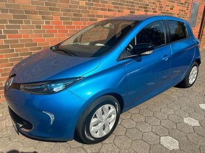 Blau Gebraucht 2016 Renault Zoe Life Kleinwagen | 5.800 € (Fairer Preis)