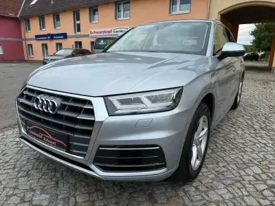 Gebraucht Audi Q5 Sport 150 PS (110 kW) 2018 Florettsilber SUV