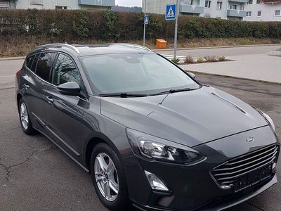 Second-hand Ford Focus Cool & Connect 120 CP (88 kW) 2020 Gri Berlinǎ