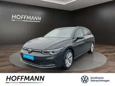 Second-hand VW Golf VIII Style 150 CP (110 kW) 2024 Gri Break