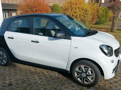 Second-hand Smart ForFour 71 CP (52 kW) 2016 Alb Hatchback